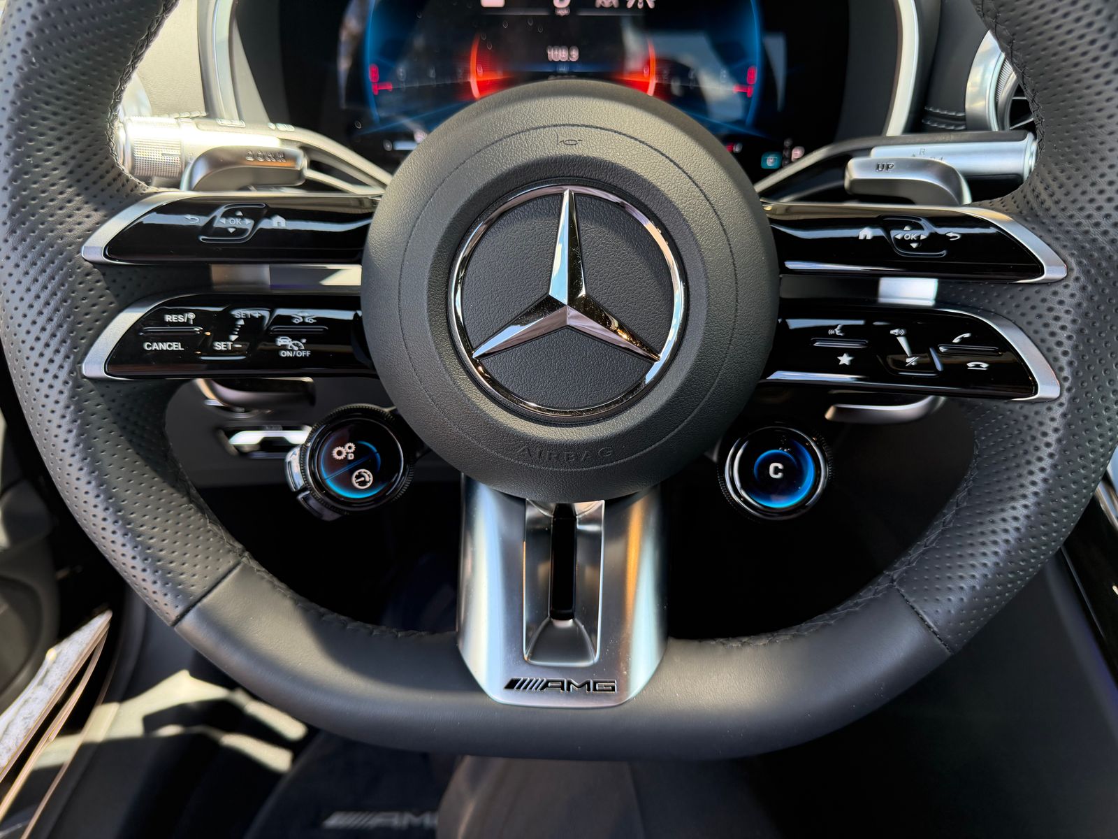 2025 Mercedes-Benz AMG® GT 63 Base — foto completa 3 de 7