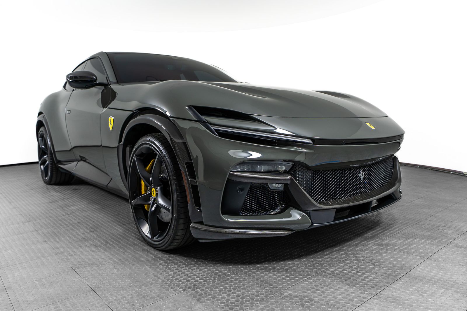 2025 Ferrari Purosangue — full photo 7 of 66
