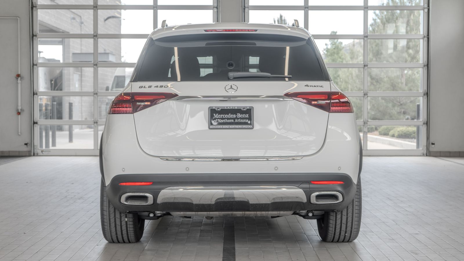 2025 Mercedes-Benz GLE GLE 450e — full photo 13 of 34