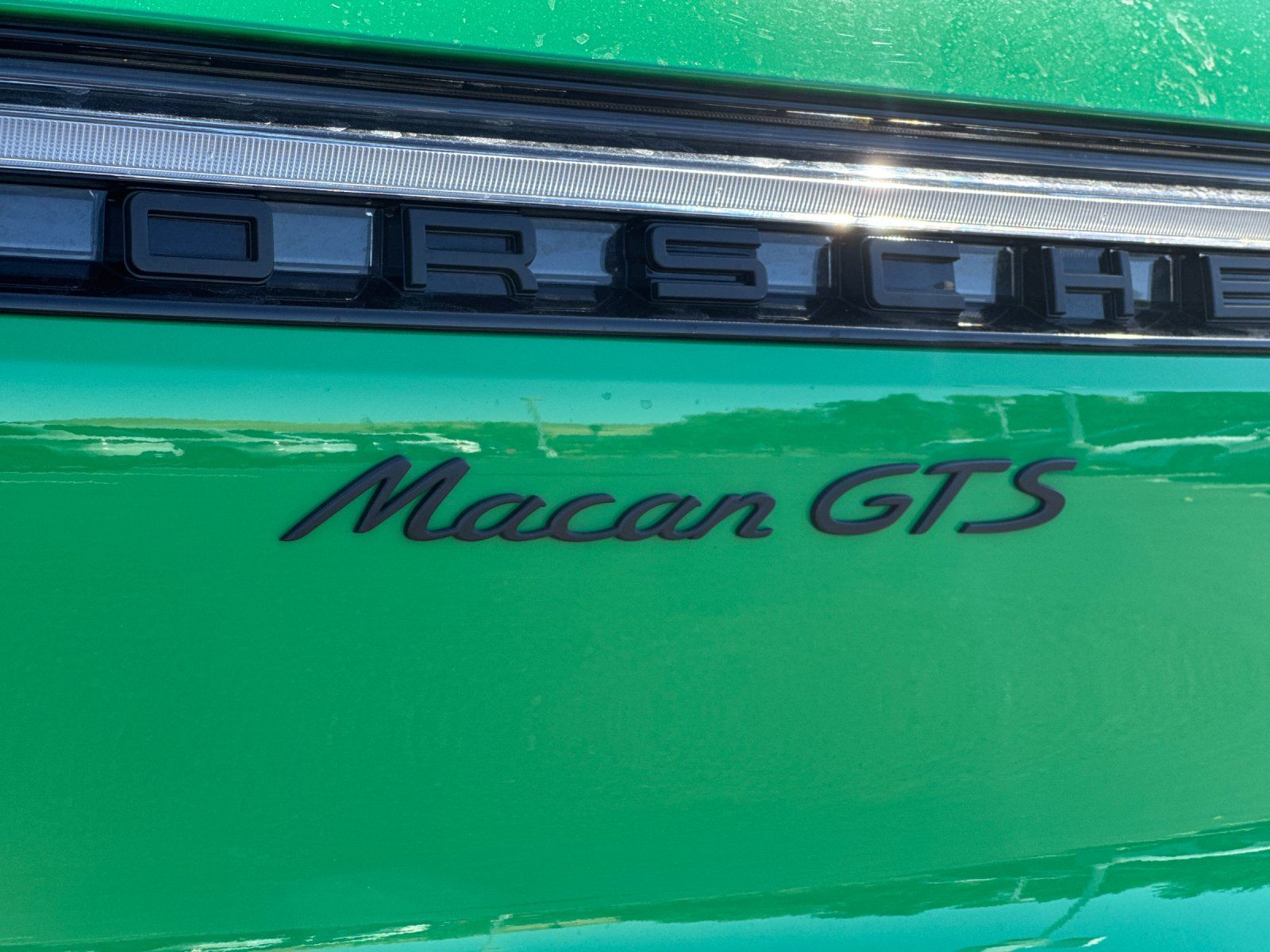 2026 Porsche Macan GTS — foto completa 29 de 30
