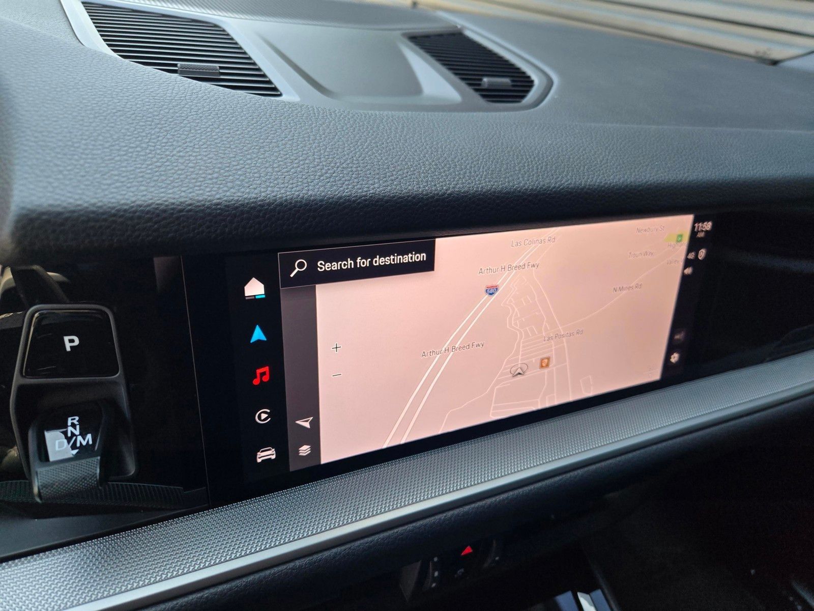 2025 Porsche Cayenne Base — full photo 21 of 45