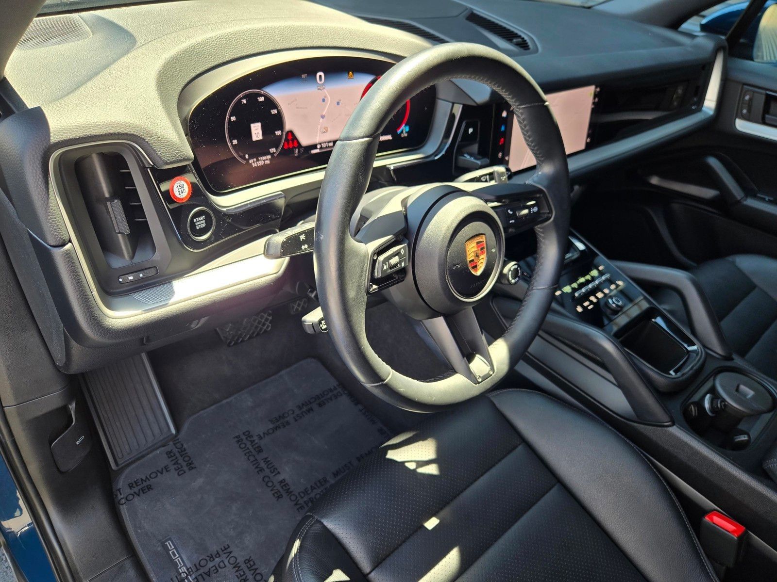 2025 Porsche Cayenne Base — foto completa 18 de 45