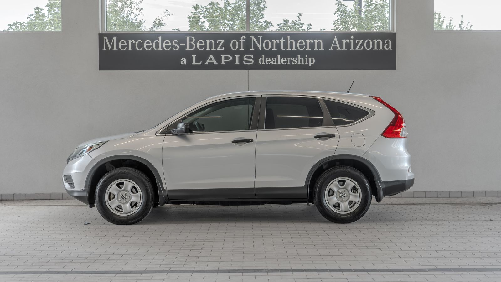 2016 Honda CR-V LX — foto completa 2 de 31