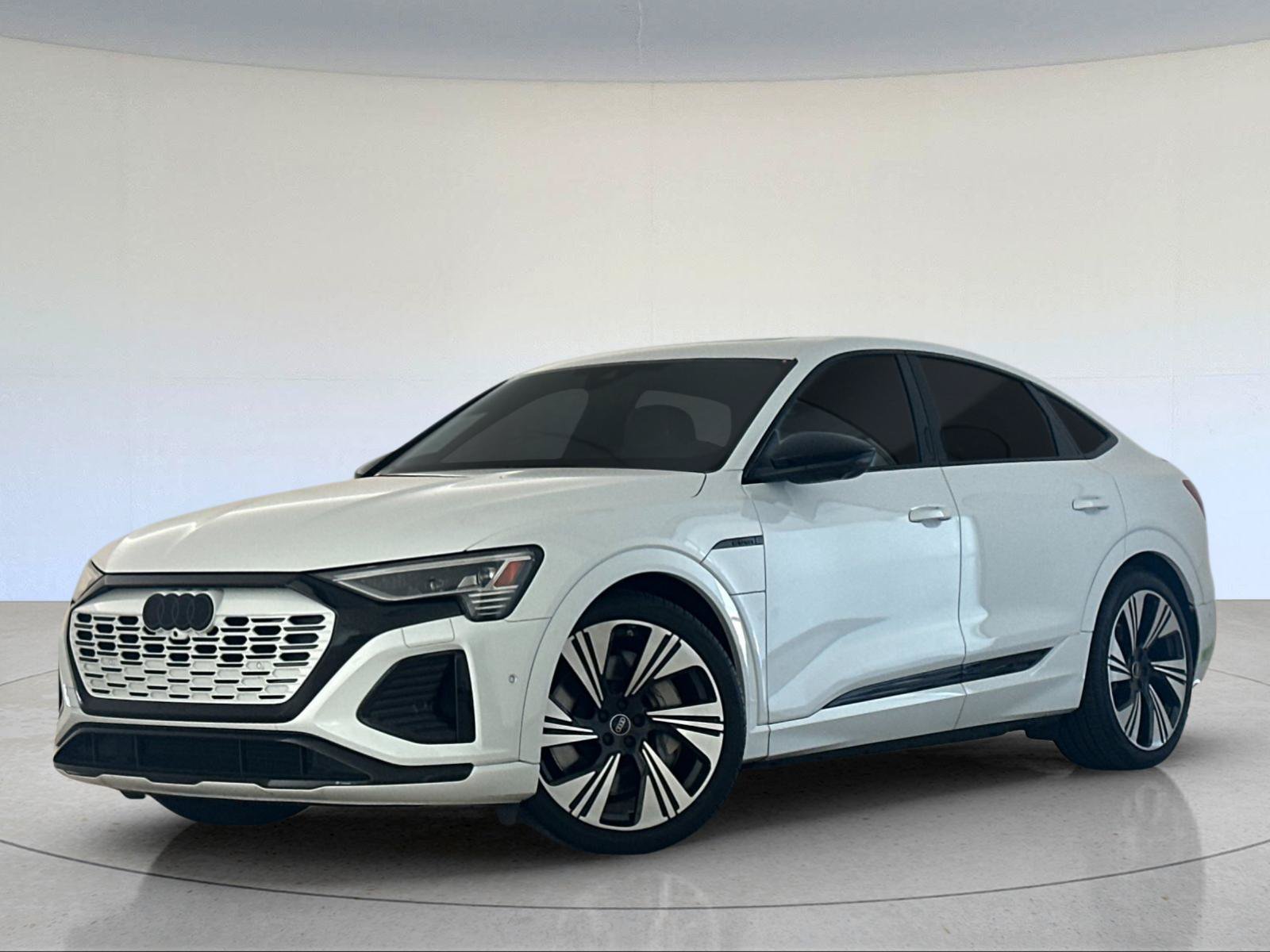 2024 Audi Q8 Sportback e-tron Prestige — foto 1 de 26