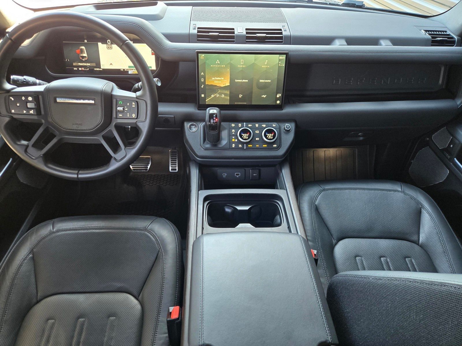2024 Land Rover Defender 130 X — full photo 12 of 45