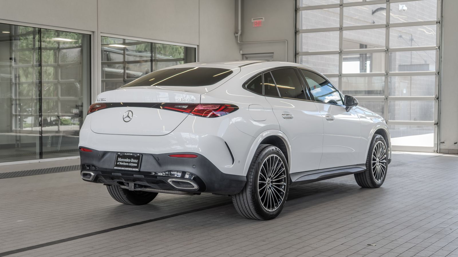 2024 Mercedes-Benz GLC GLC 300 Coupe — foto completa 29 de 35
