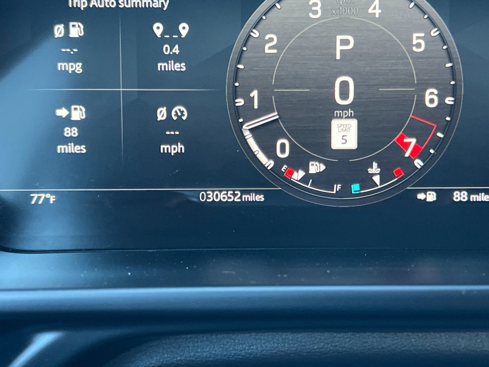 2024 Land Rover Defender 110 X — full photo 27 of 29