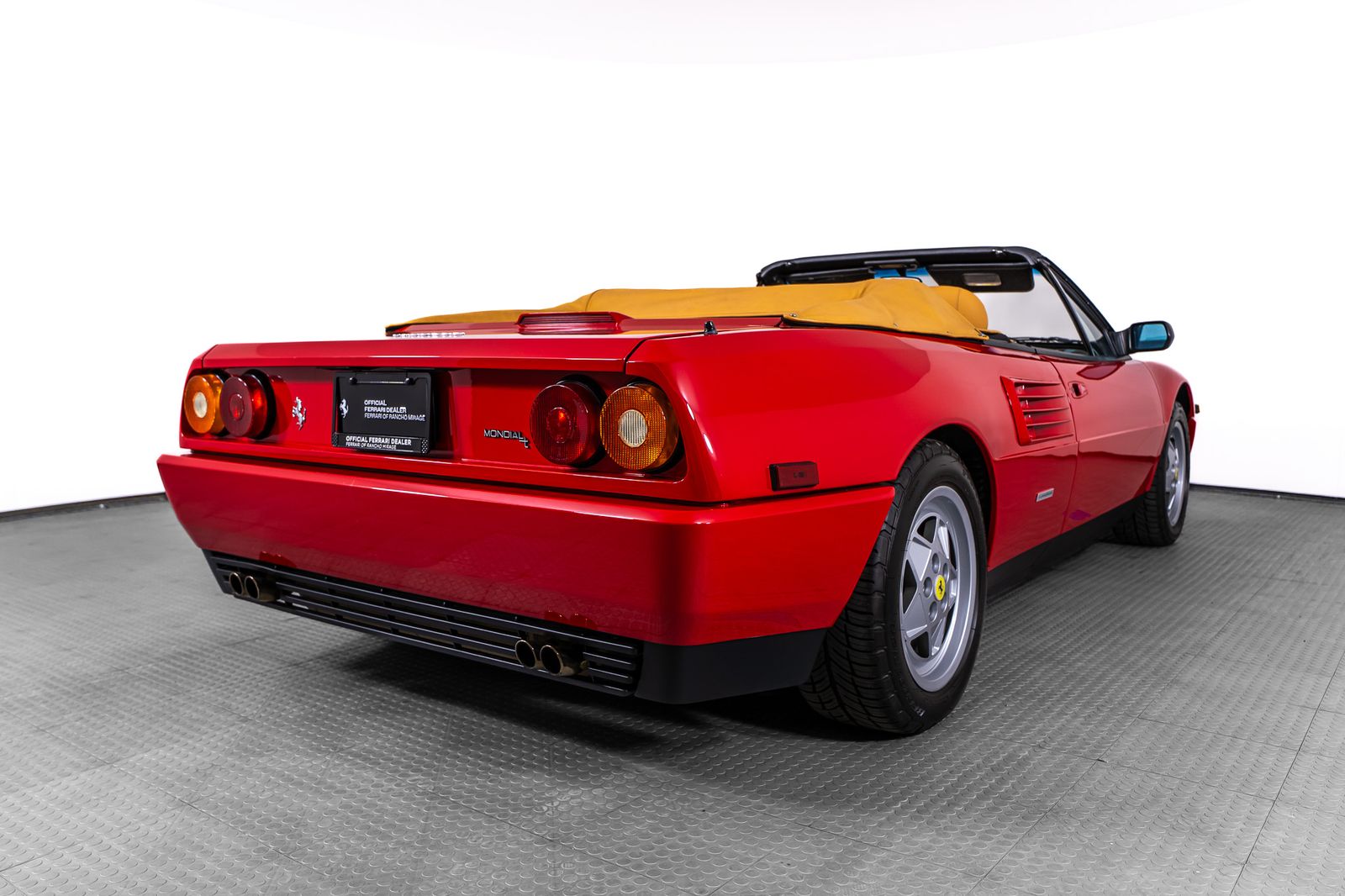 1992 Ferrari Mondial T — foto completa 5 de 38