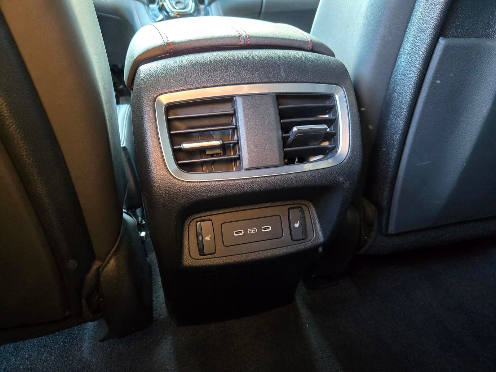 2025 Acura RDX A-Spec Advance Package — full photo 12 of 28