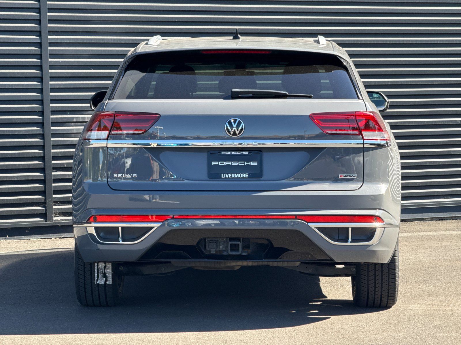 2021 Volkswagen Atlas Cross Sport 3.6L V6 SEL Premium R-Line — full photo 7 of 28
