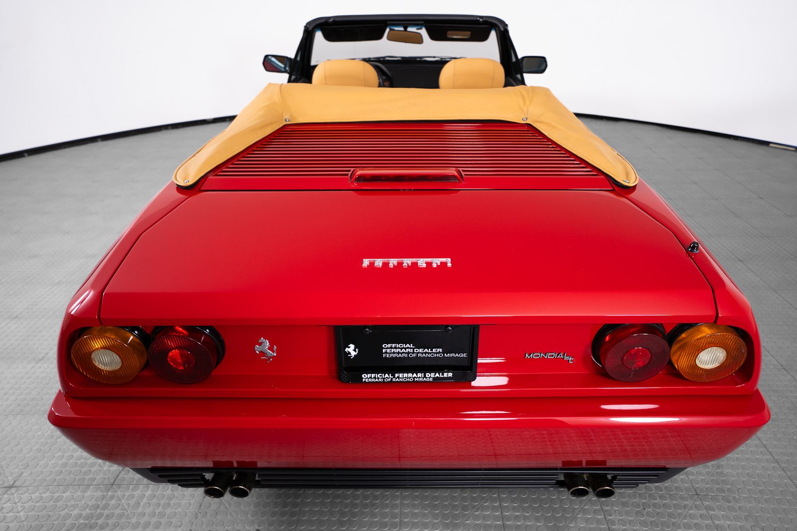 1992 Ferrari Mondial T — foto completa 20 de 38