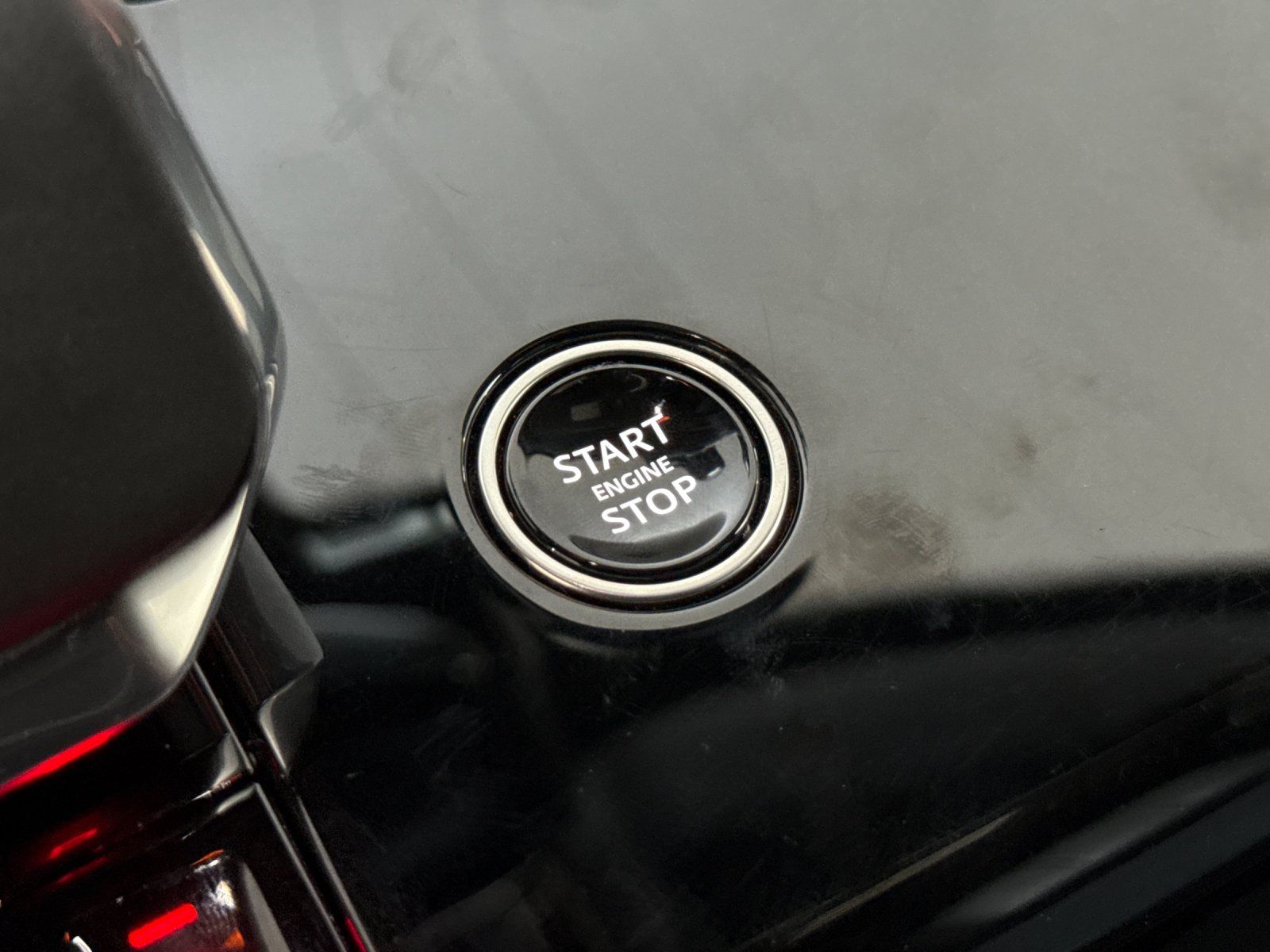 2025 Land Rover Range Rover Sport SE — full photo 22 of 29