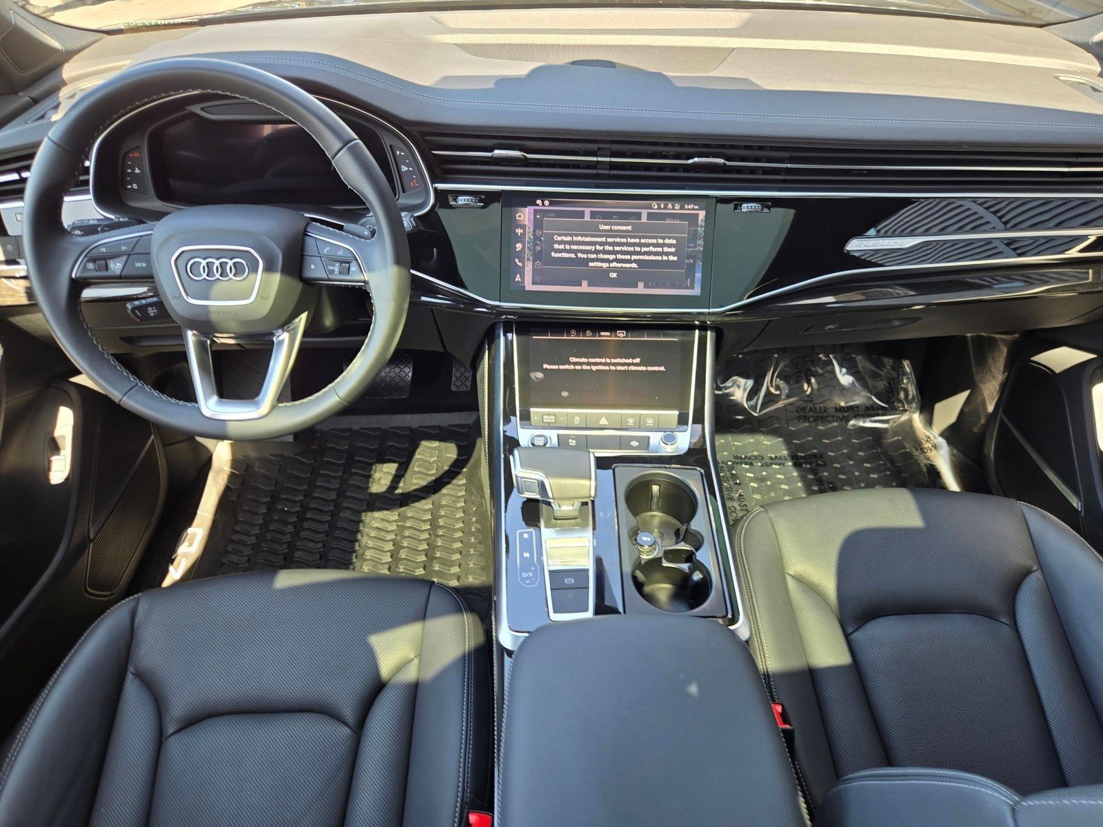 2025 Audi Q7 55 Premium Plus — full photo 12 of 45