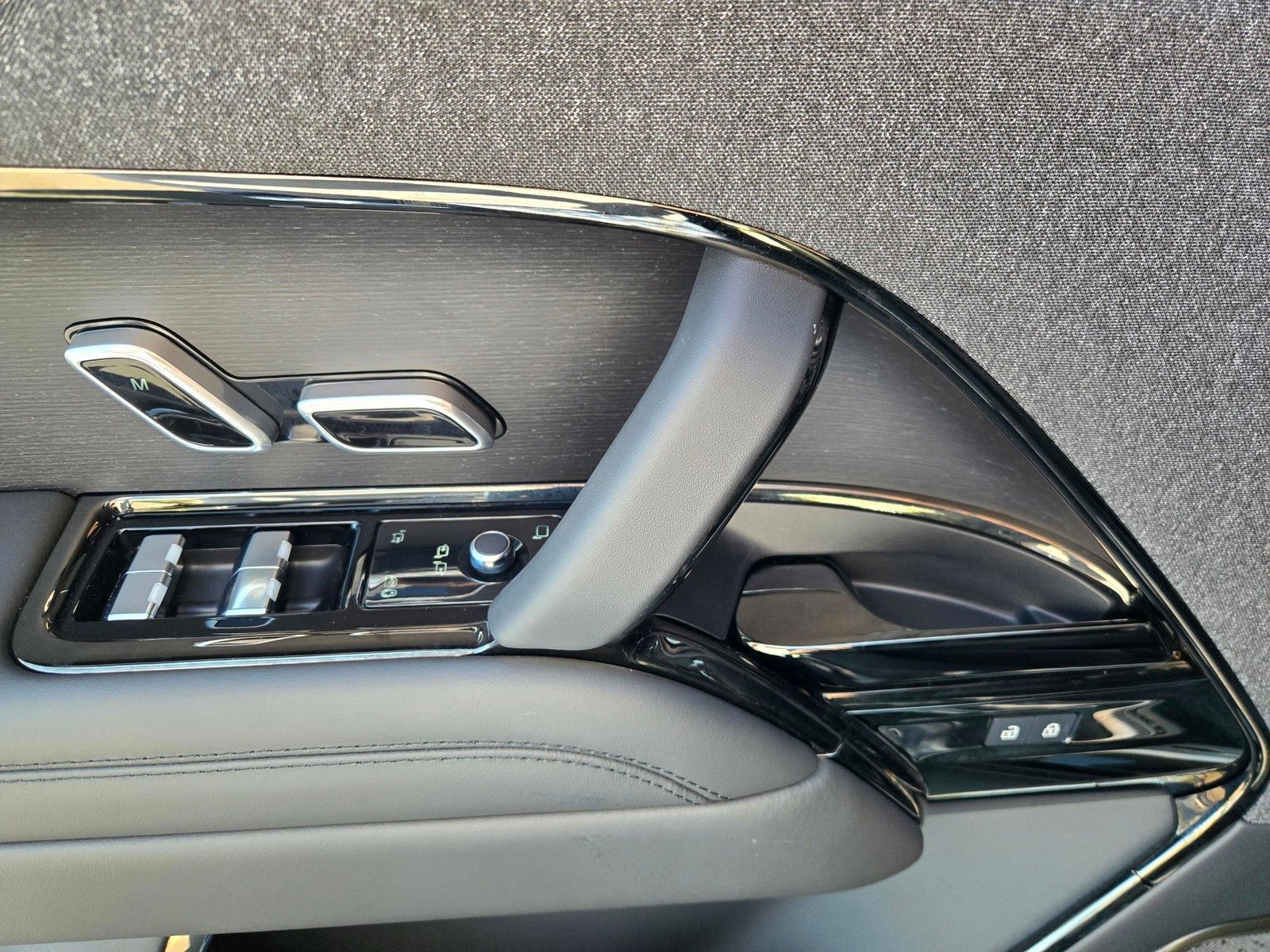 2025 Land Rover Range Rover Sport Autobiography — foto completa 18 de 45