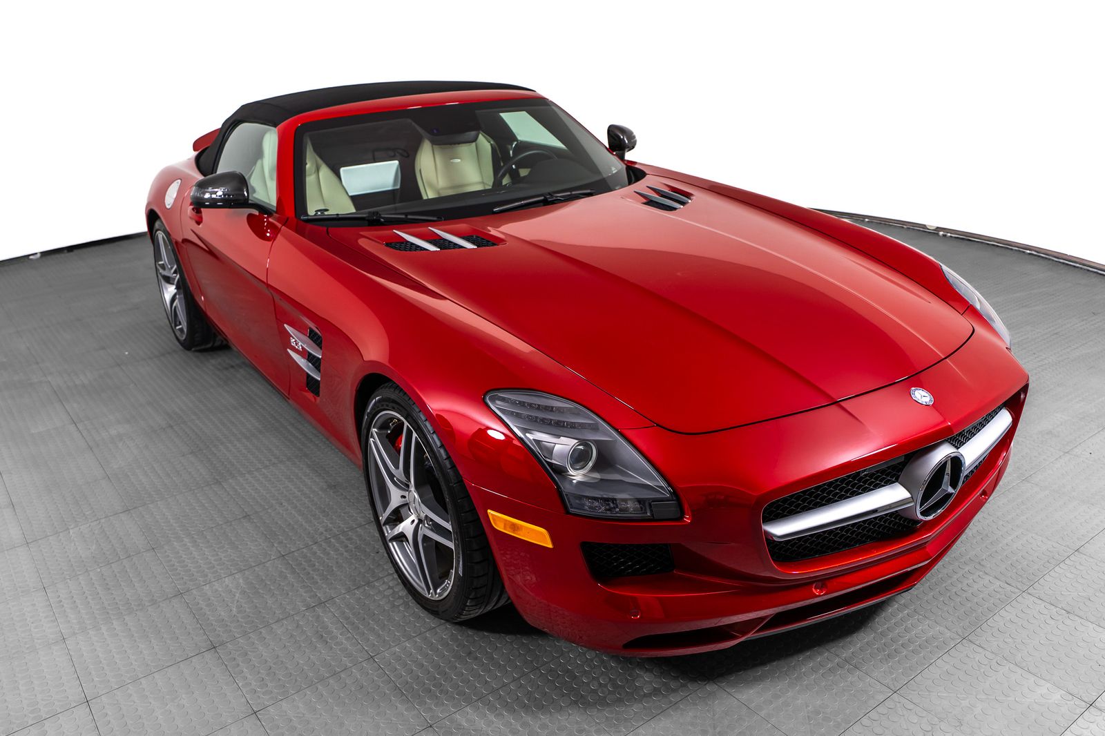 2012 Mercedes-Benz SLS AMG® — full photo 55 of 57