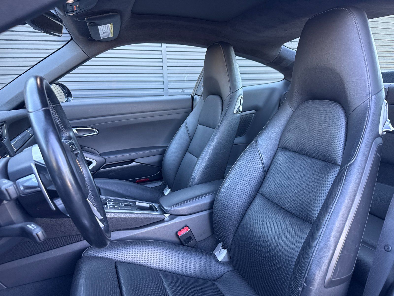 2017 Porsche 911 Carrera — full photo 5 of 28