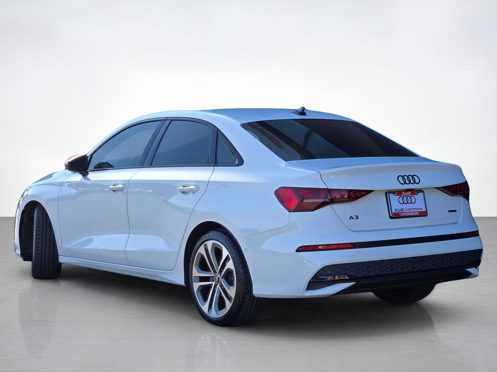 2026 Audi A3 40 Premium — full photo 4 of 45