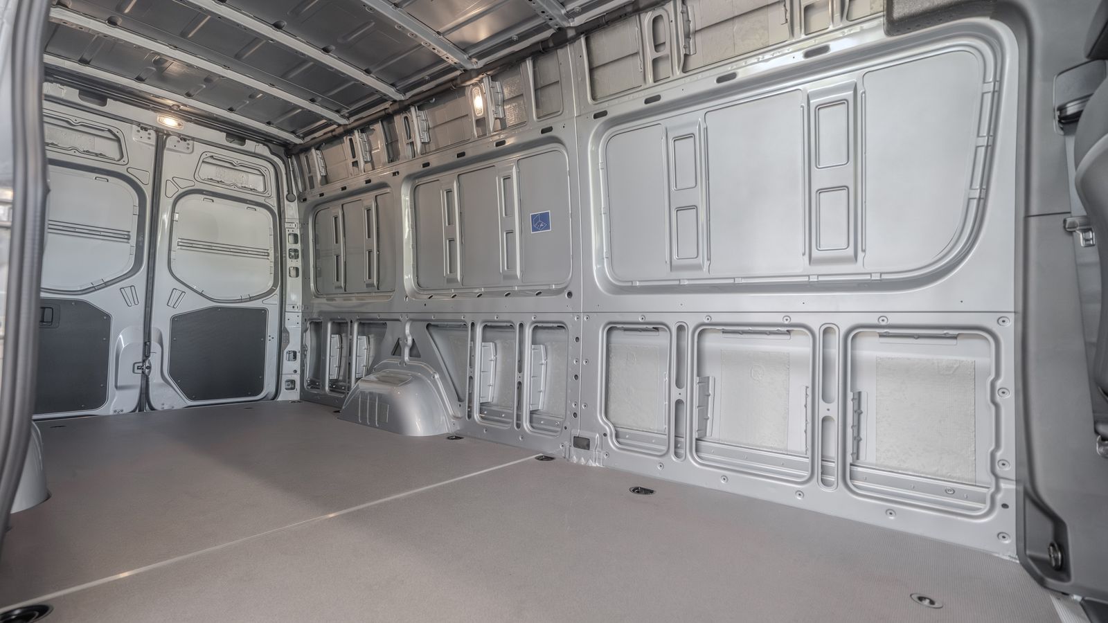 2025 Mercedes-Benz Sprinter 2500 Cargo 170 WB — full photo 34 of 36