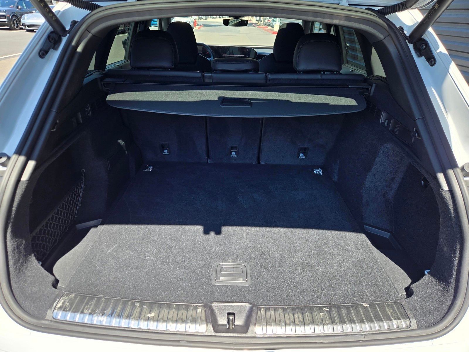2025 Audi SQ5 3.0T Premium Plus — foto completa 27 de 45