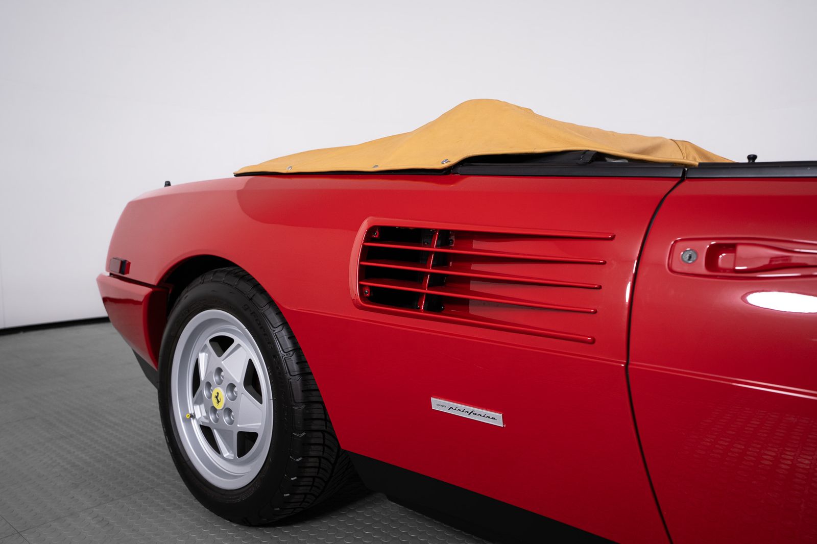 1992 Ferrari Mondial T — foto completa 28 de 38