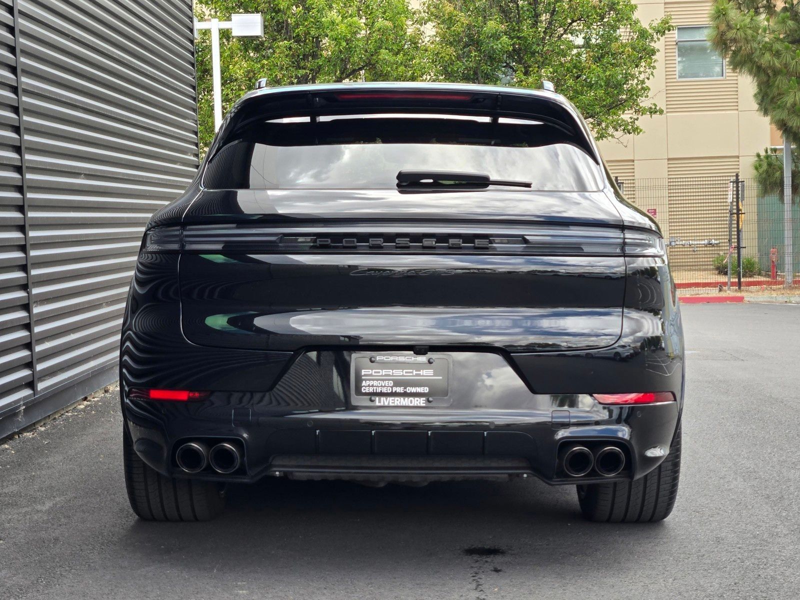 2026 Porsche Cayenne GTS — full photo 6 of 27