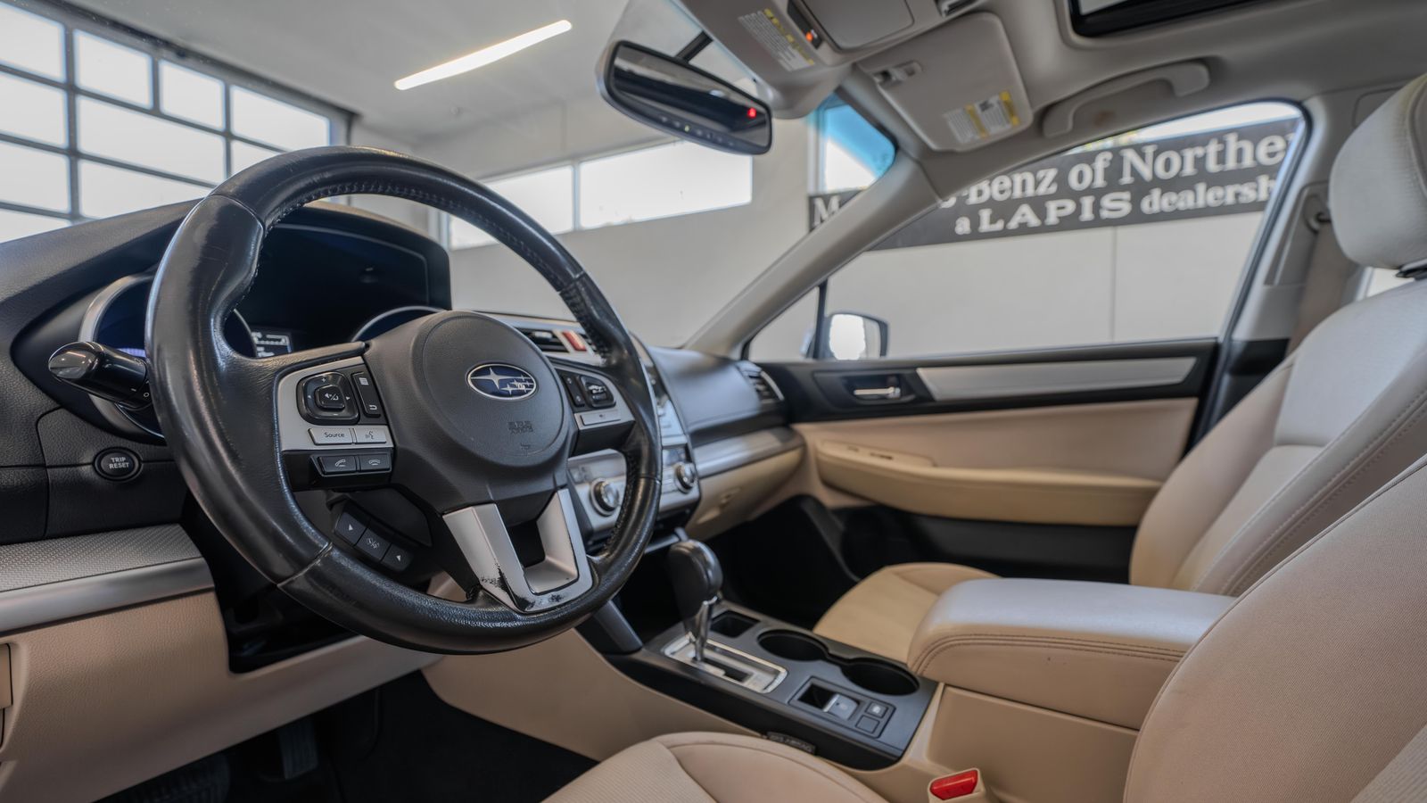 2015 Subaru Legacy 2.5i — full photo 6 of 34