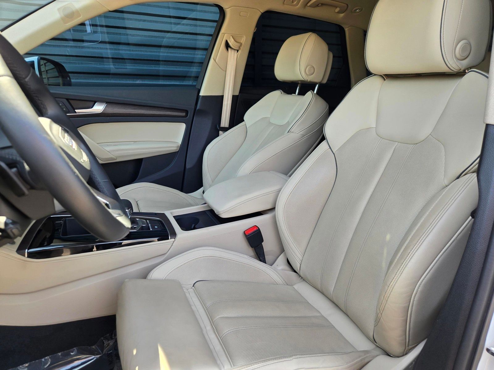 2023 Audi Q5 e 55 Premium Plus — full photo 19 of 45
