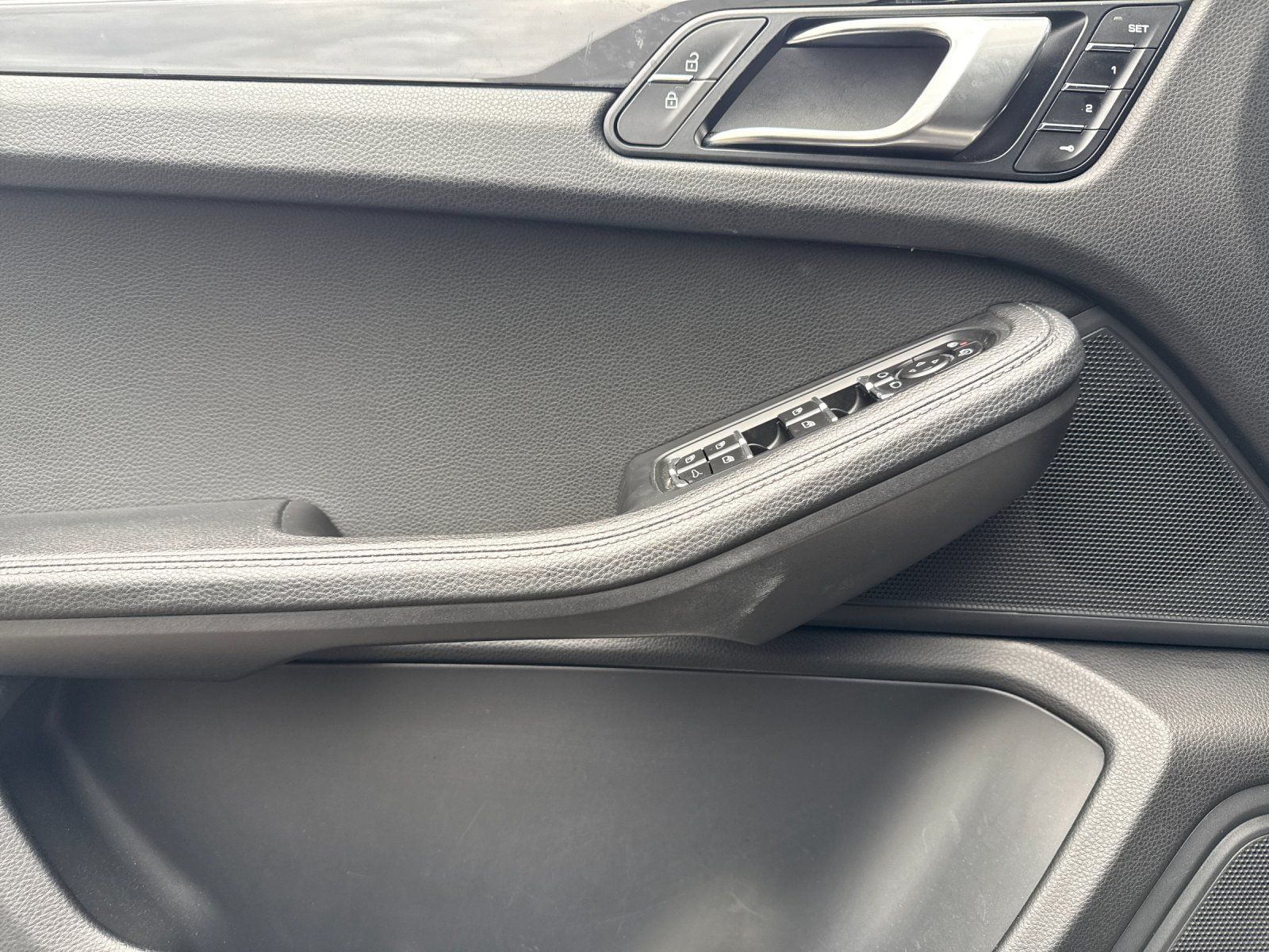 2019 Porsche Macan S — foto completa 12 de 27