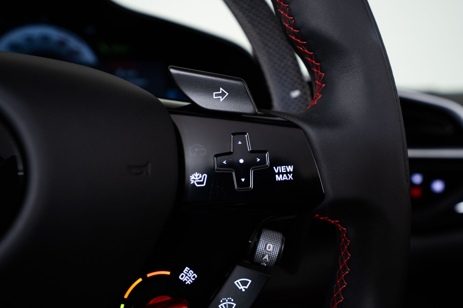 2025 Ferrari 296 GTS — full photo 29 of 43