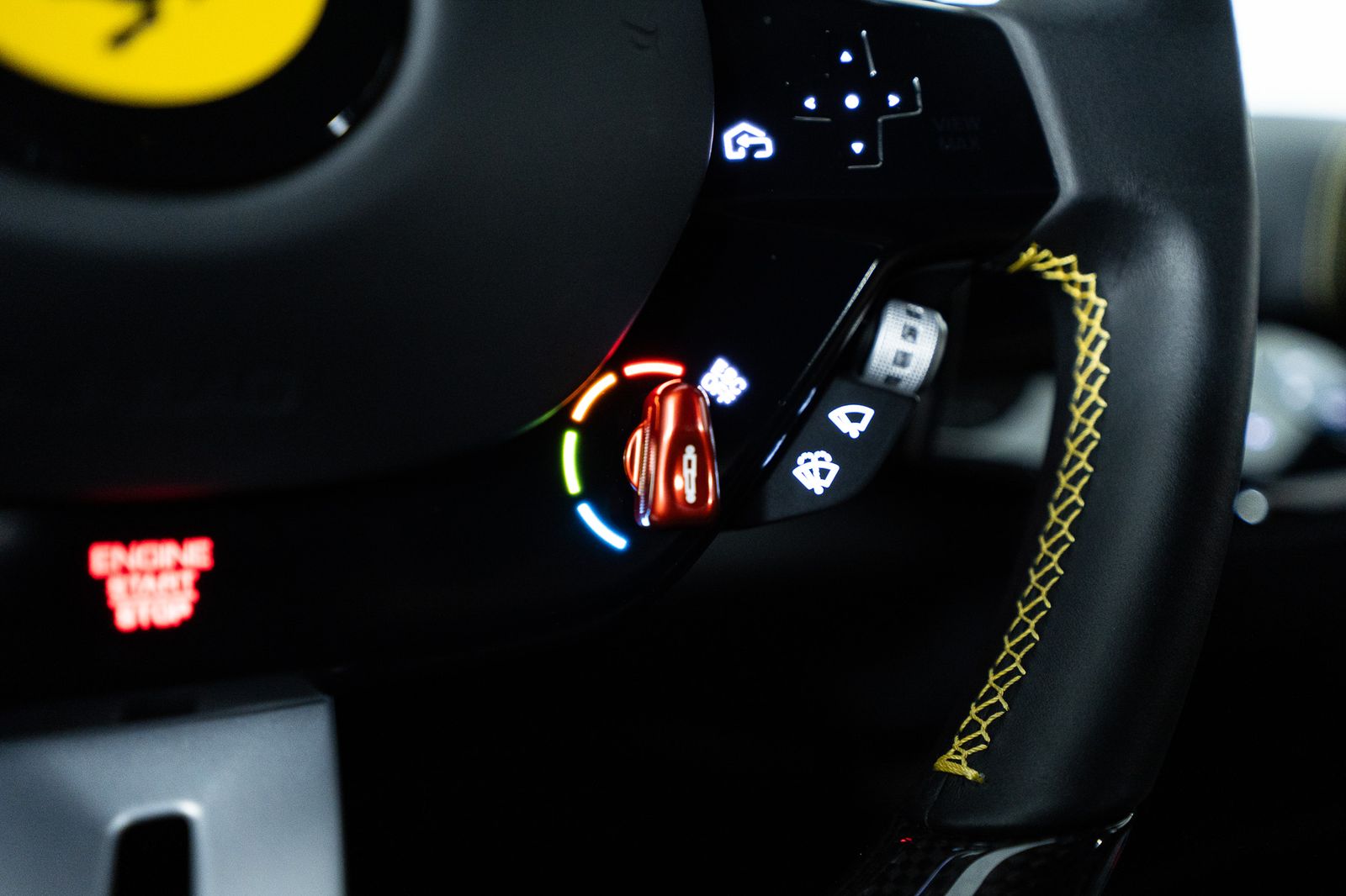 2025 Ferrari Purosangue — full photo 30 of 66