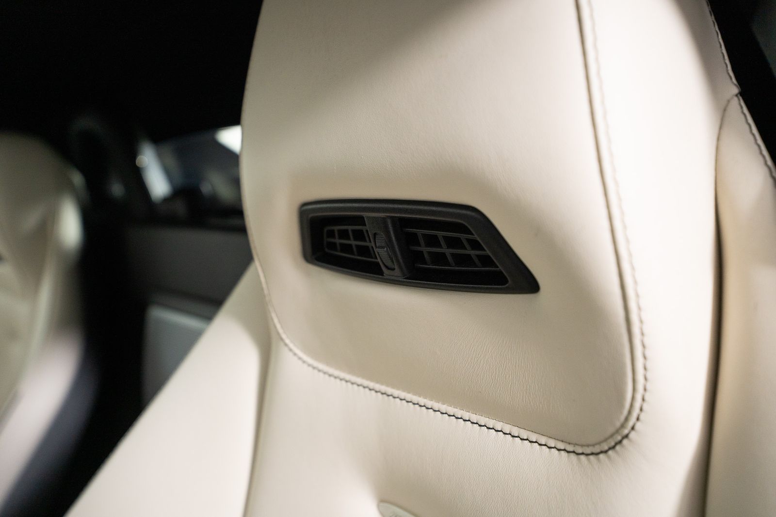 2012 Mercedes-Benz SLS AMG® — full photo 50 of 57
