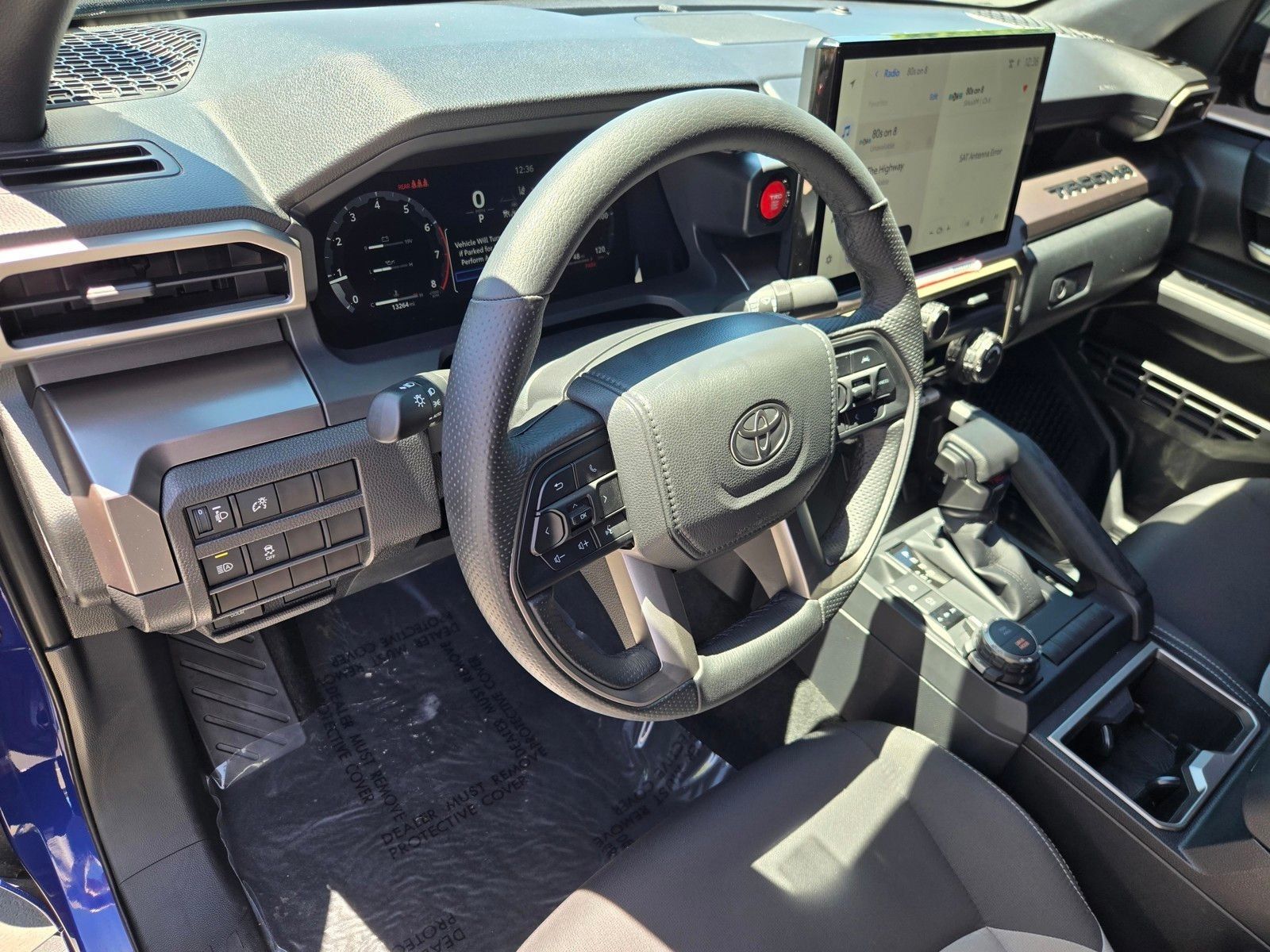 2025 Toyota Tacoma TRD Sport — full photo 19 of 28