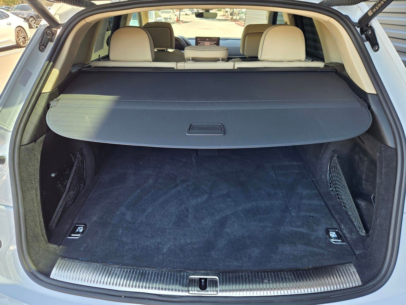 2023 Audi Q5 e 55 Premium Plus — foto completa 27 de 45