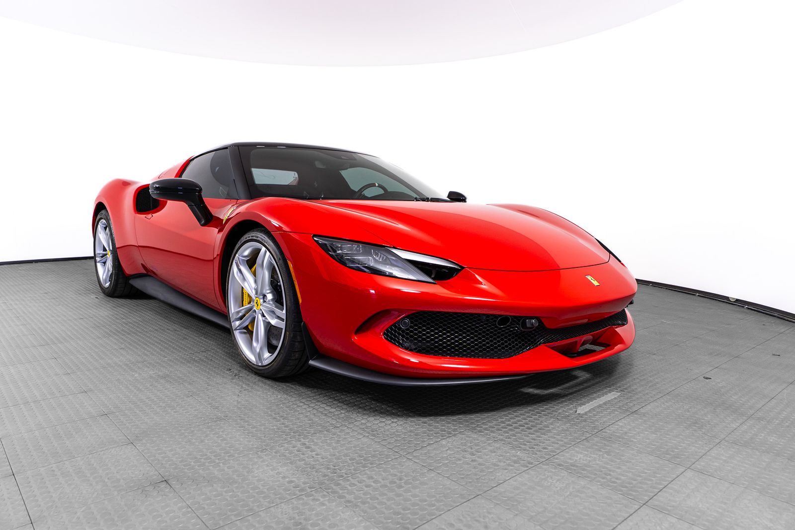 2025 Ferrari 296 GTB — foto completa 12 de 51