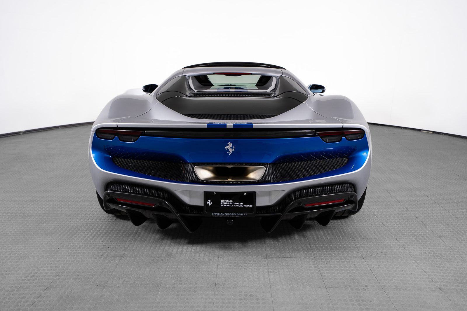2023 Ferrari 296 GTS — full photo 4 of 51