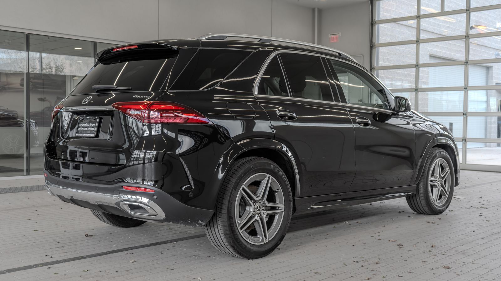 2025 Mercedes-Benz GLE GLE 450 — full photo 29 of 34