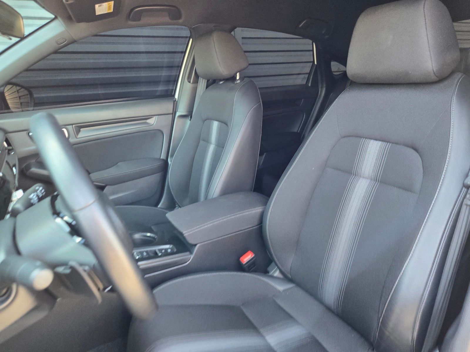2025 Honda Civic Sport — foto completa 20 de 28