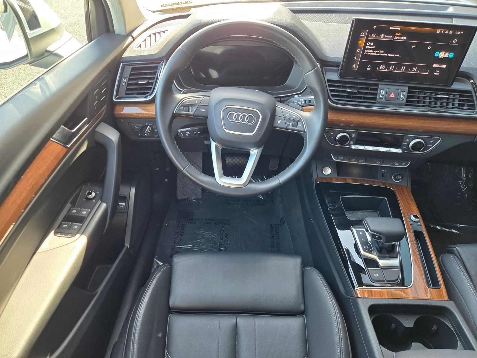 2024 Audi Q5 e 55 Premium — full photo 13 of 45