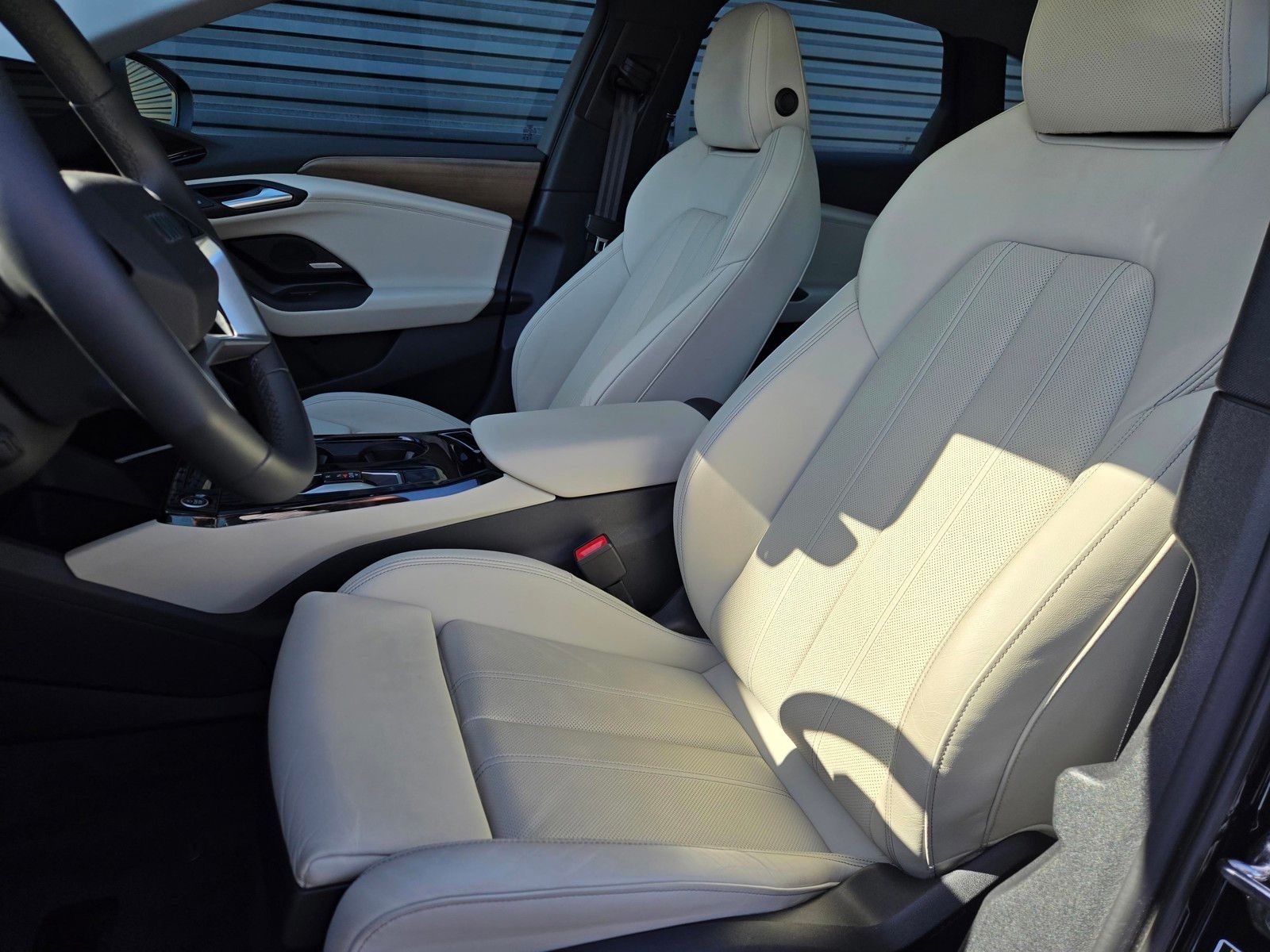 2025 Audi A6 Sportback e-tron Prestige — foto completa 19 de 45