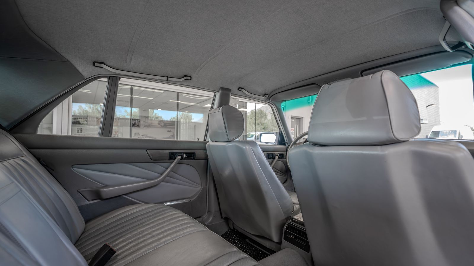 1984 Mercedes 500 SEL — full photo 27 of 46