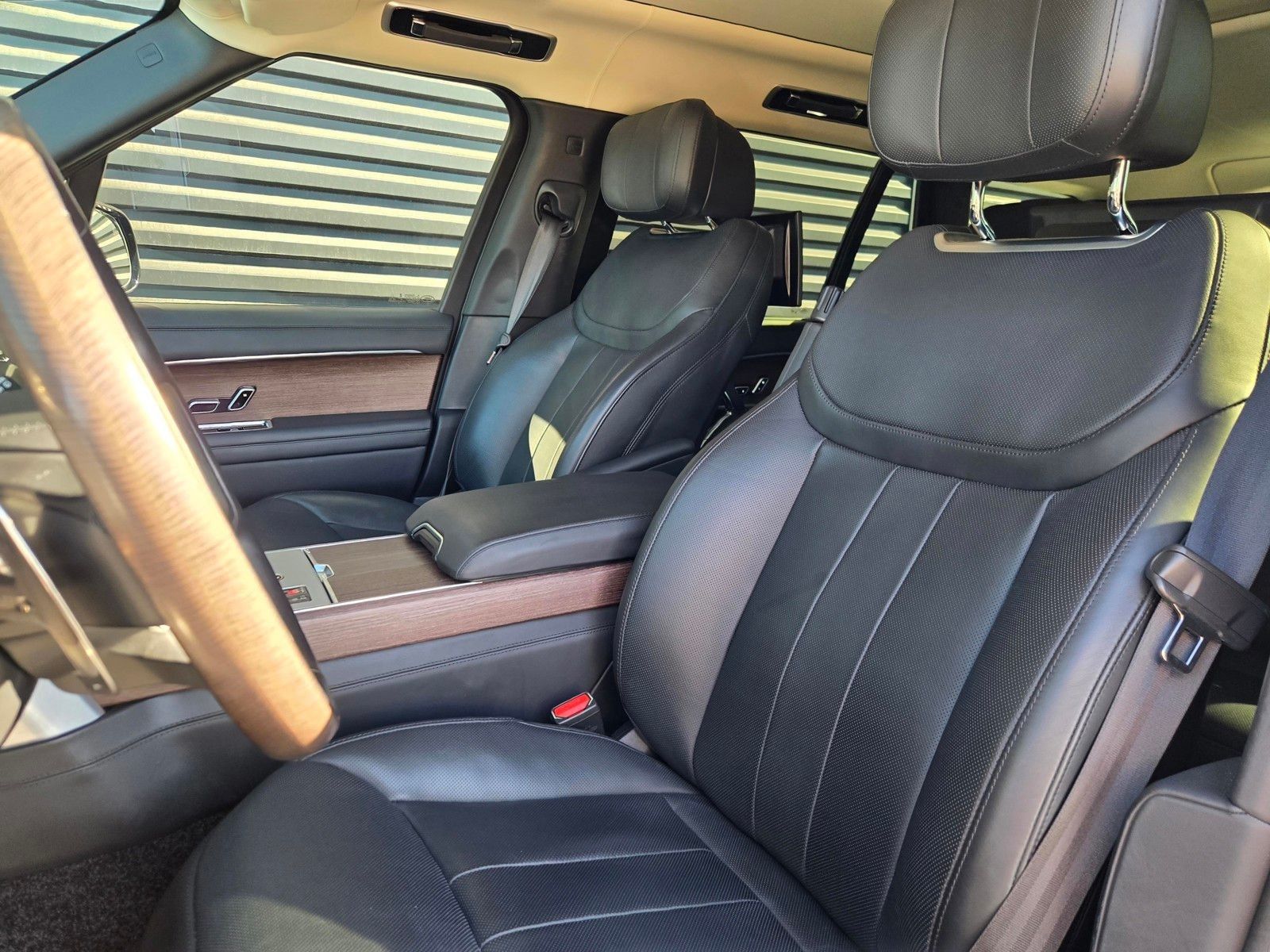 2024 Land Rover Range Rover Autobiography — foto completa 20 de 45