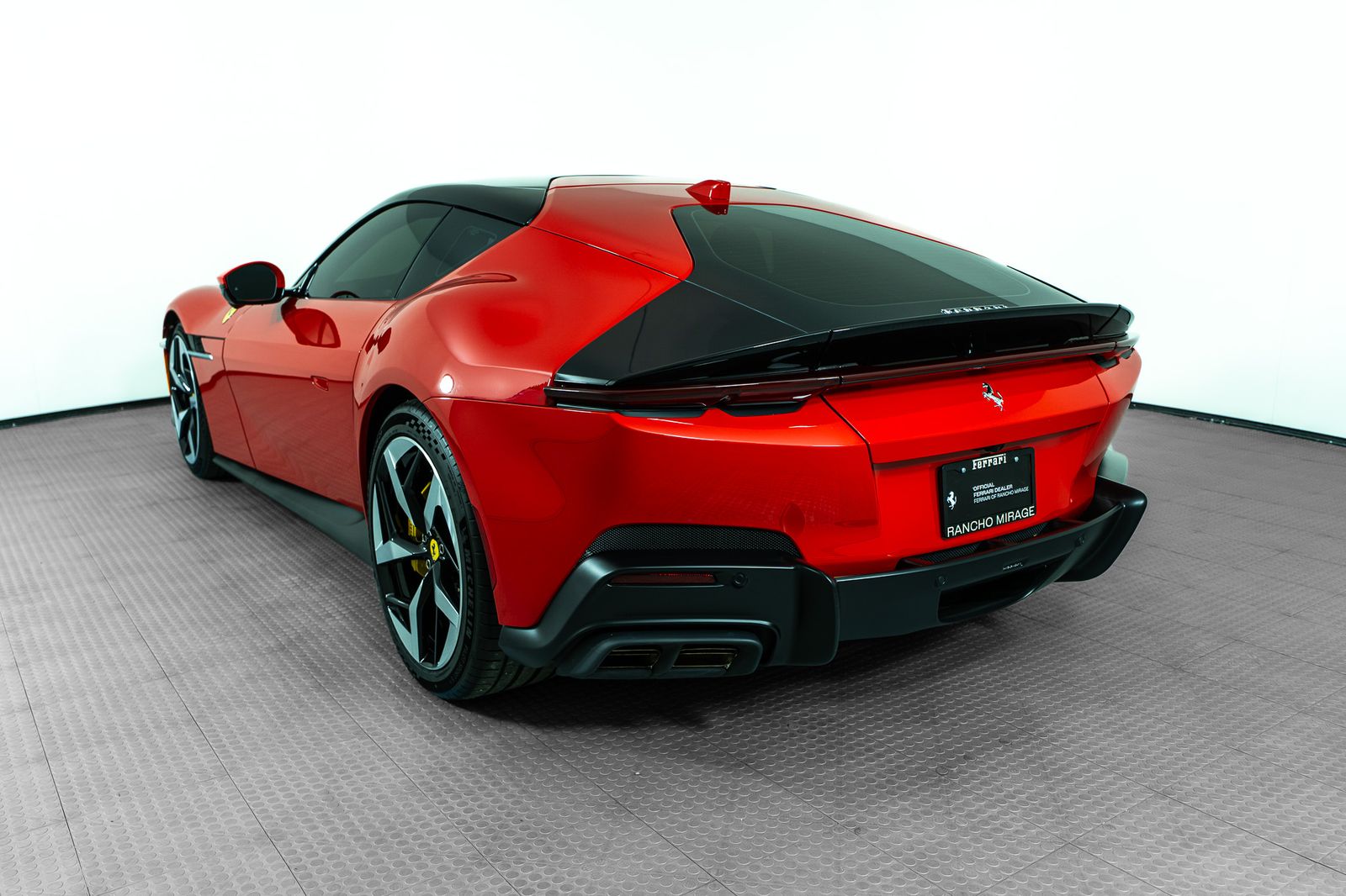 2025 Ferrari 12Cilindri — foto completa 4 de 51