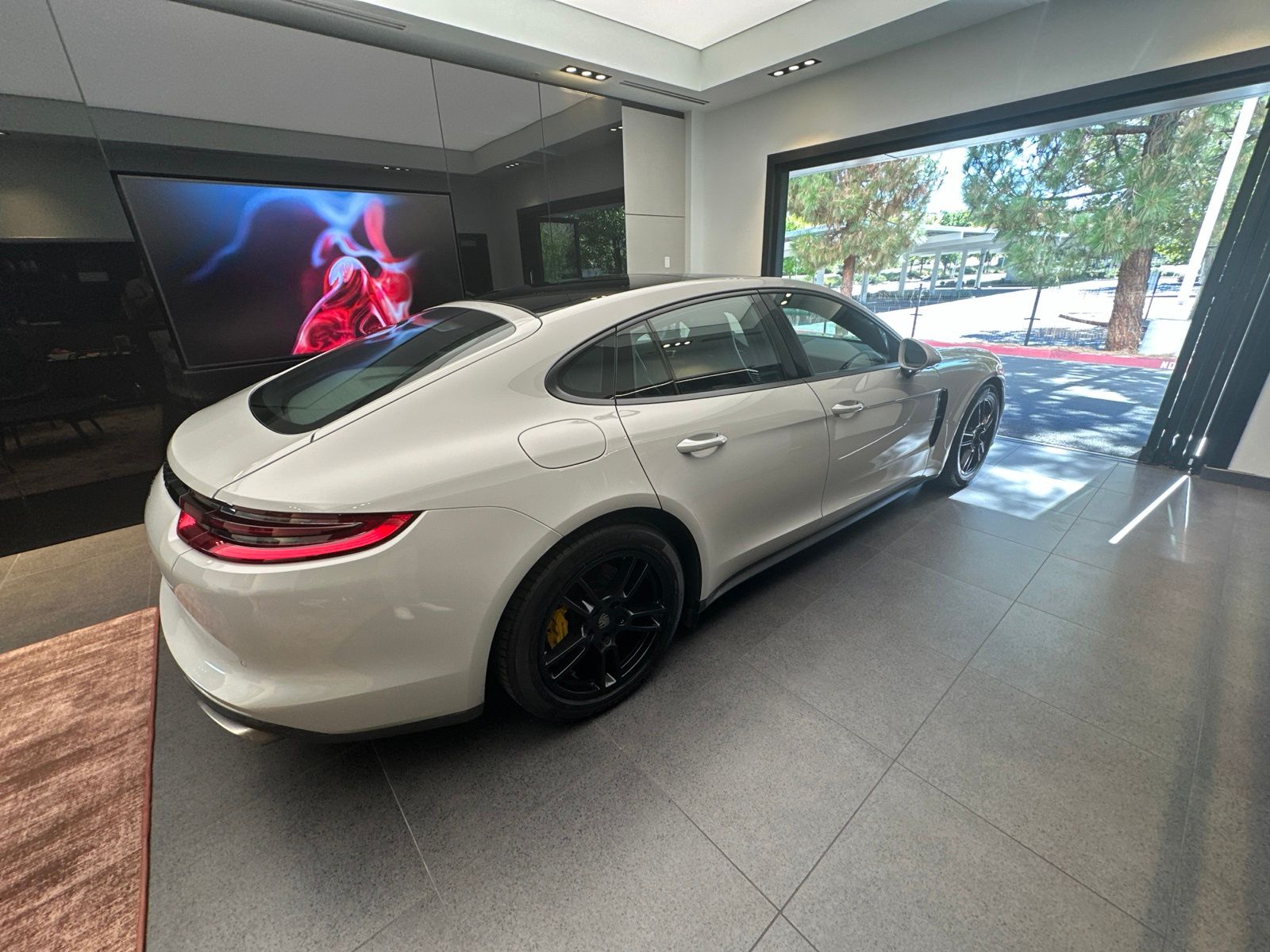 2020 Porsche Panamera Base — foto completa 3 de 8