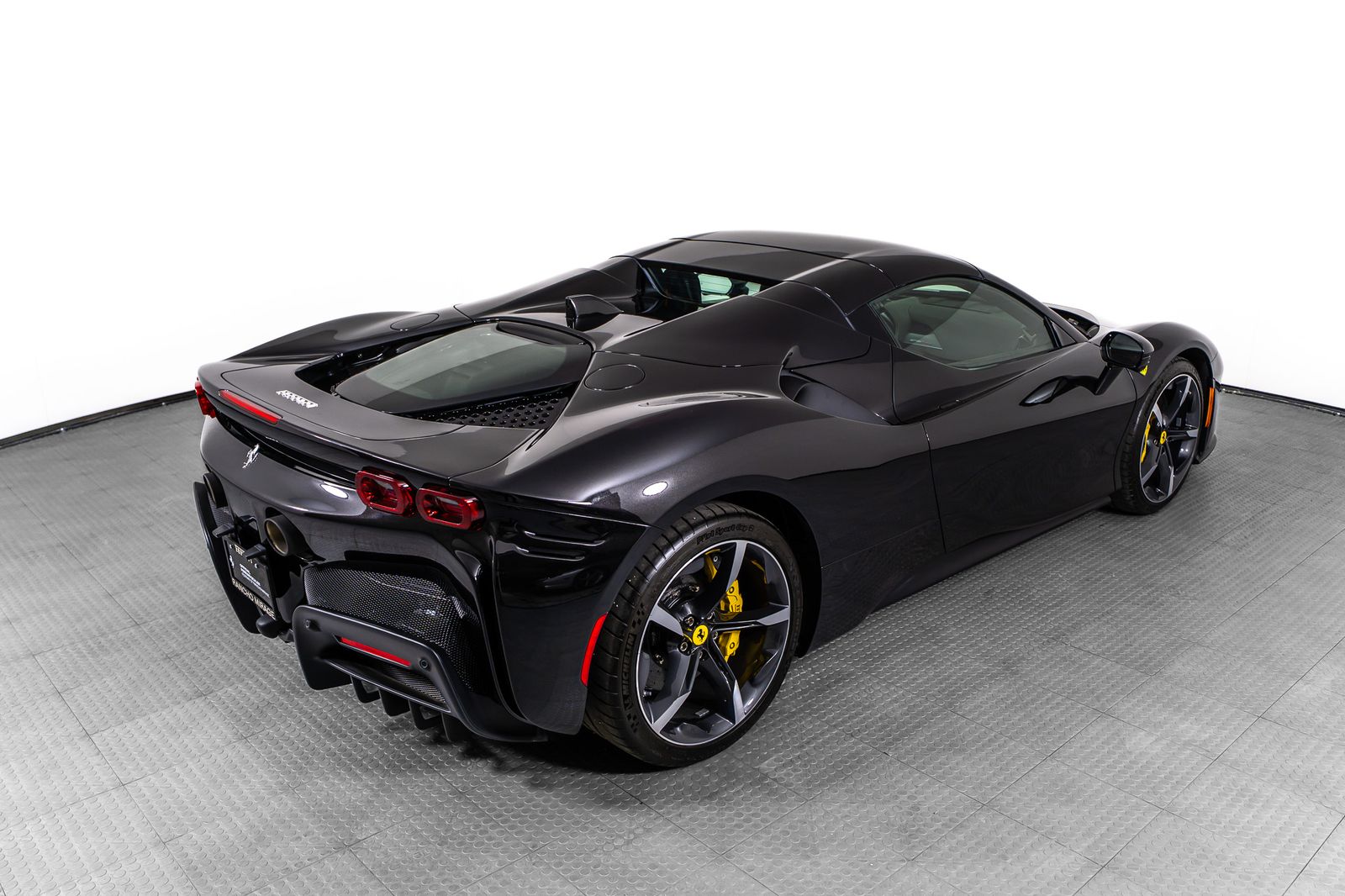 2023 Ferrari SF90 Spider — full photo 51 of 52