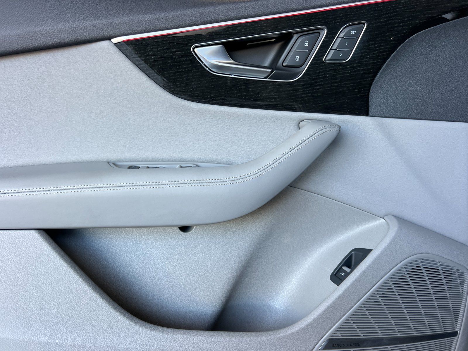 2021 Audi Q7 55 Prestige — full photo 13 of 31