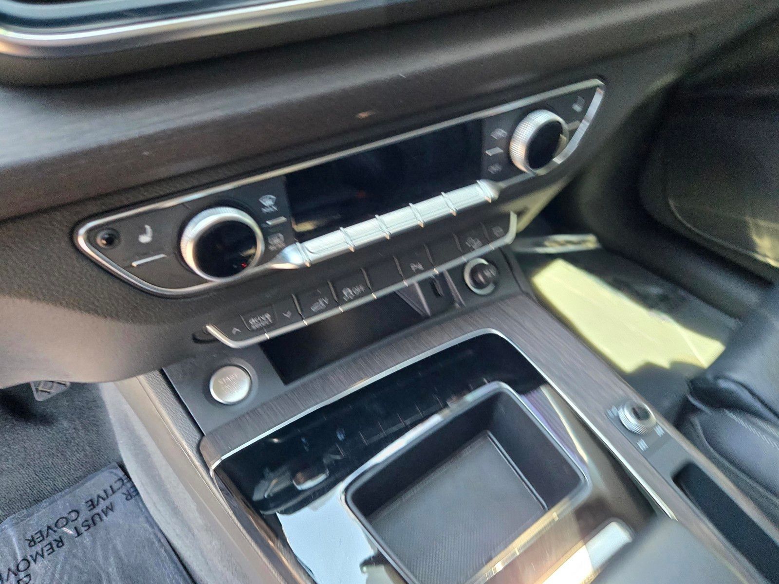 2023 Audi Q5 e 55 Premium — foto completa 23 de 45