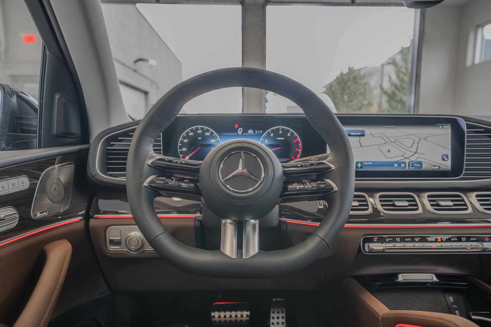 2026 Mercedes-Benz GLS GLS 450 — full photo 9 of 35