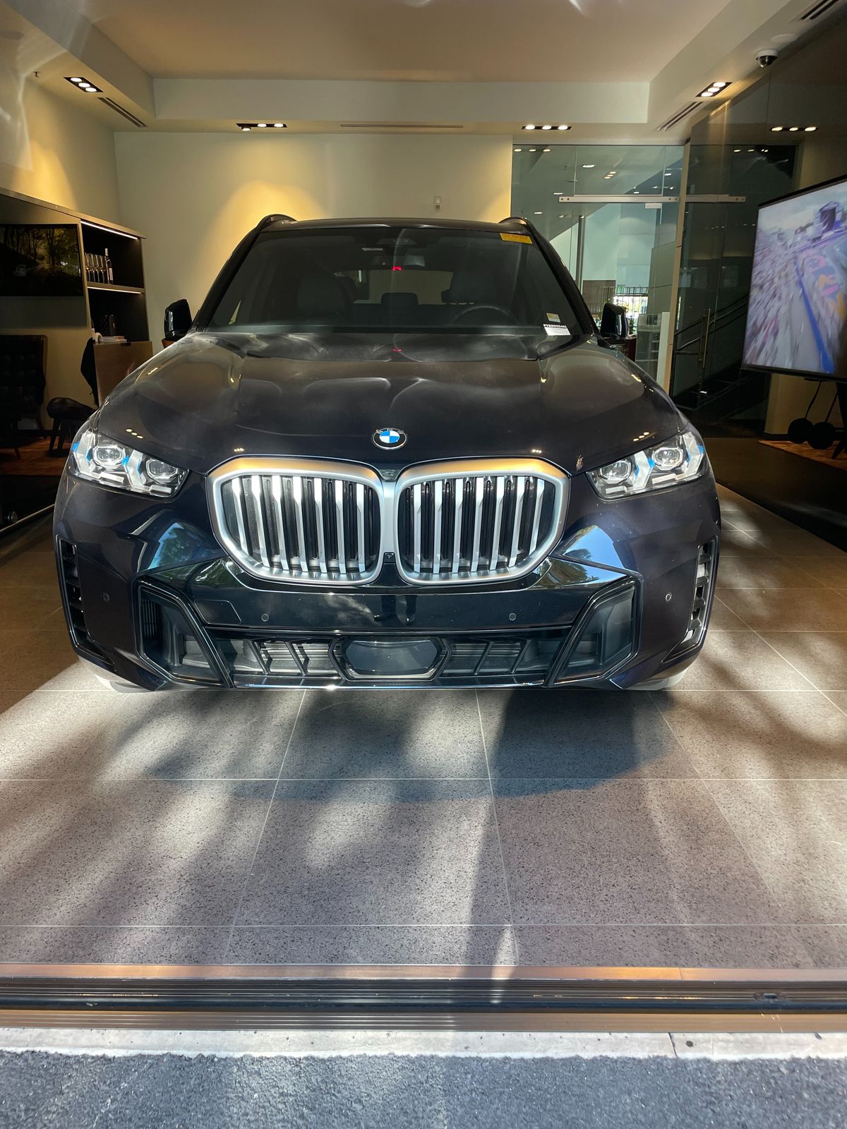 2025 BMW X5 xDrive40i — full photo 1 of 7
