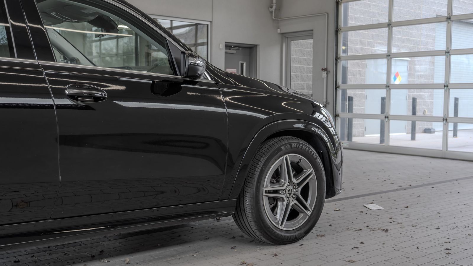 2025 Mercedes-Benz GLE GLE 450 — foto completa 30 de 34