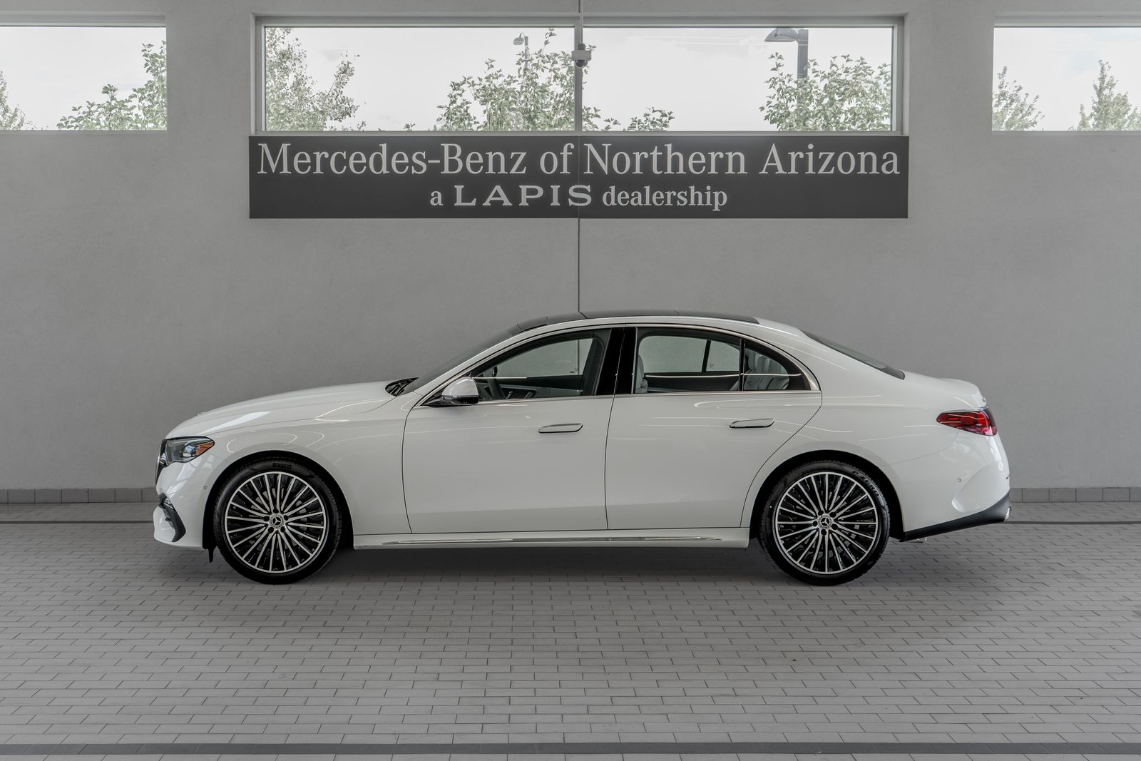2026 Mercedes-Benz E-Class E 350 — full photo 2 of 36